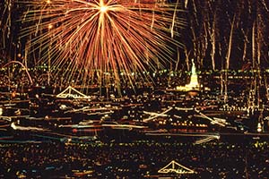 jay maisel crazy camera ultra wide photo